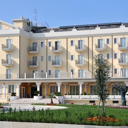 Hotel Concorde Sant'Egidio alla Vibrata Zewnętrze zdjęcie