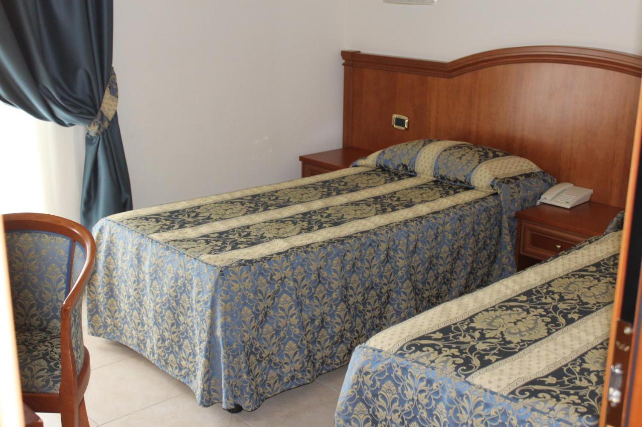Hotel Concorde Sant'Egidio alla Vibrata Zewnętrze zdjęcie
