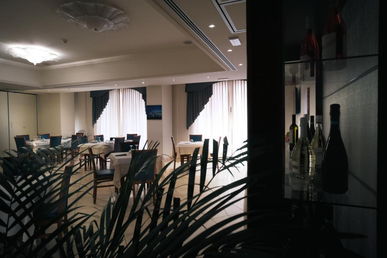 Hotel Concorde Sant'Egidio alla Vibrata Zewnętrze zdjęcie