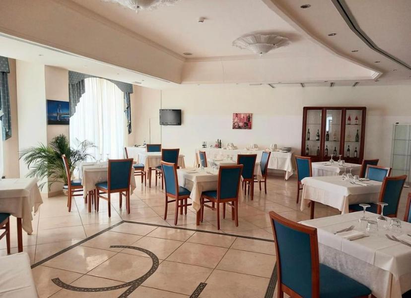 Hotel Concorde Sant'Egidio alla Vibrata Zewnętrze zdjęcie