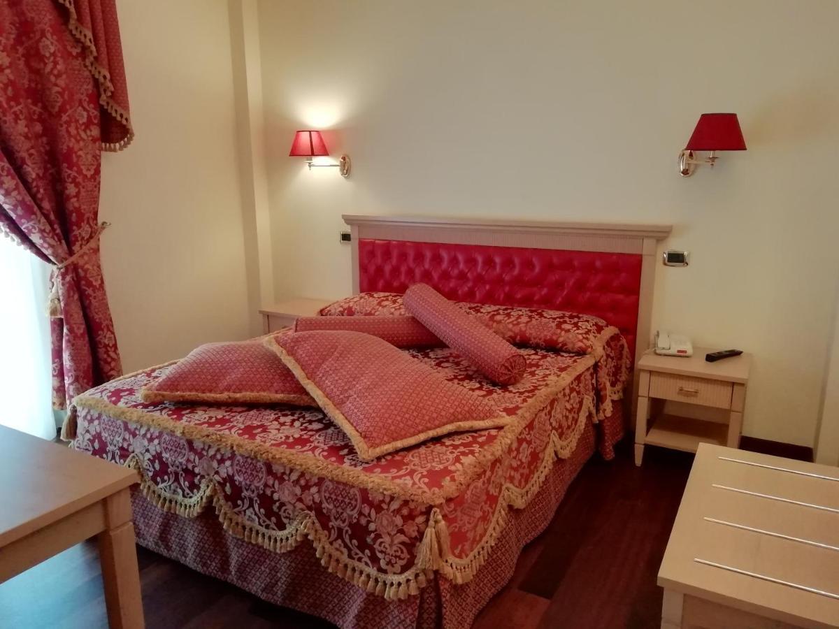 Hotel Concorde Sant'Egidio alla Vibrata Zewnętrze zdjęcie